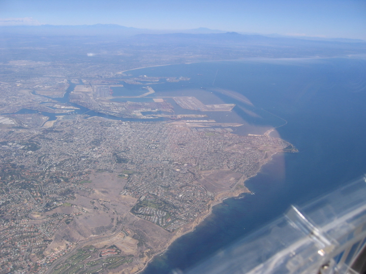 Over Los Angeles in the motorglider